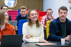 Vlerick Business School uses assessmentQ 